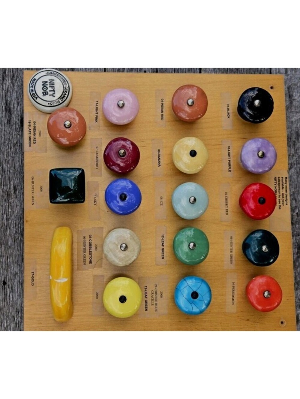 Vintage Hardware Porcelain Knobs Handles Pulls lot of 18 multi-colors 1 Cracked